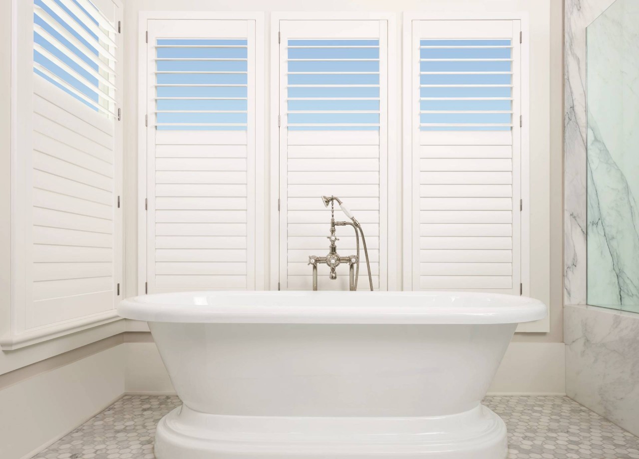 Hunter Douglas Palm Beach™ Polysatin™ Vinyl Shutters near Monroe Township, New Jersey (NJ) 